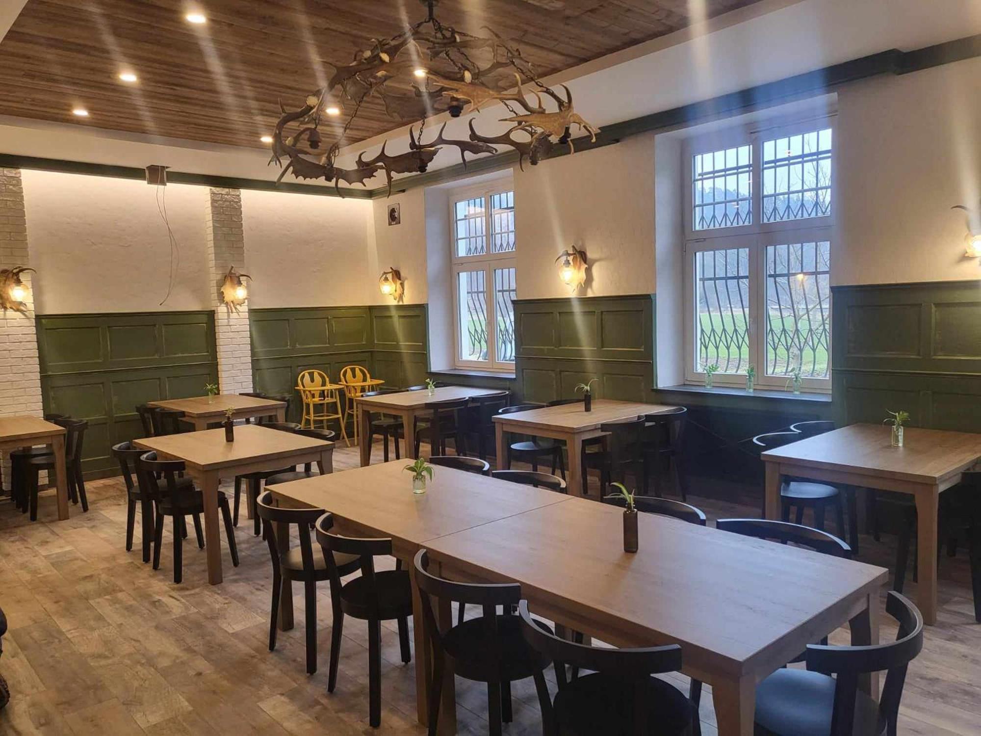 Penzion A Restaurace Belecky Mlyn Pteni Exteriör bild